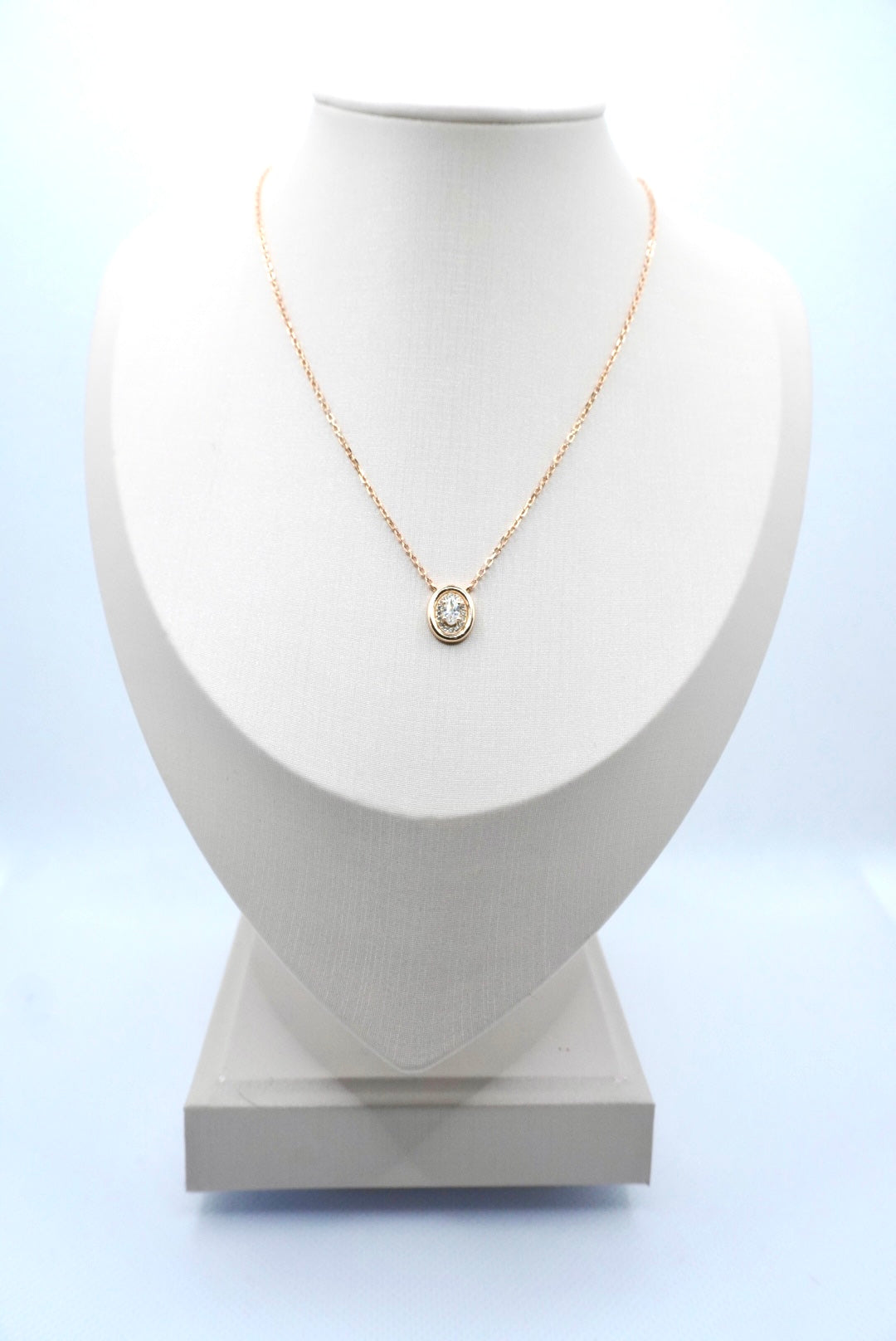 Aurelia Oval Halo Necklace