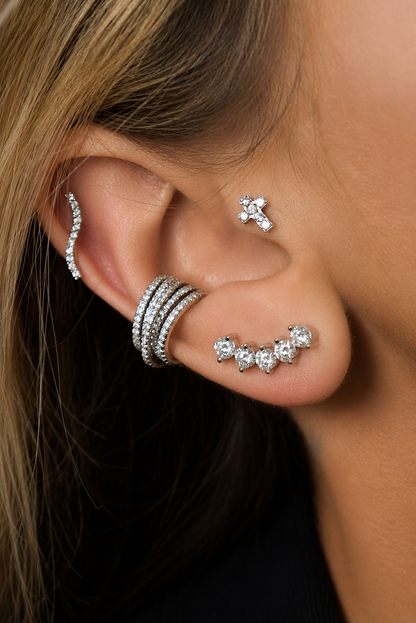 Éclat Moissanite Ear Cuff