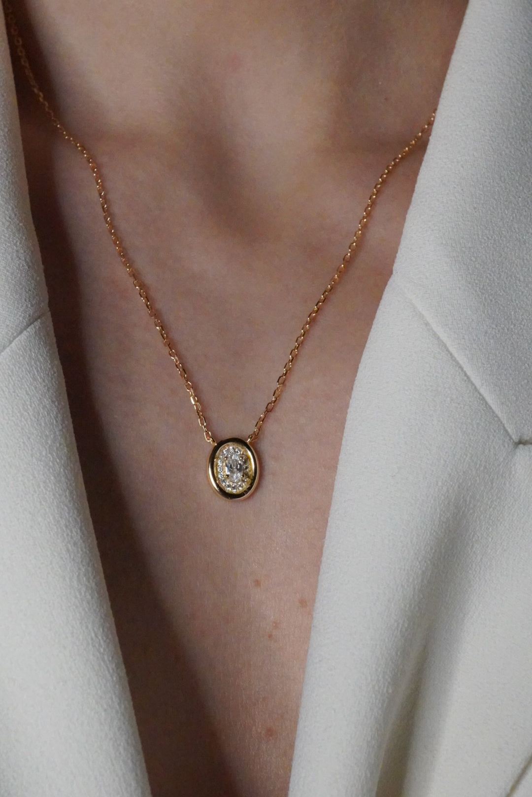 Aurelia Oval Halo Necklace