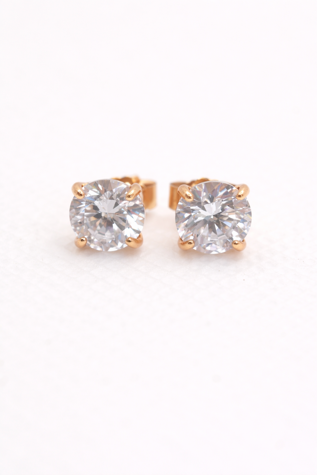 Chelsea Solitaire Stud Earrings 5mm — 18k Gold - Rubielle London