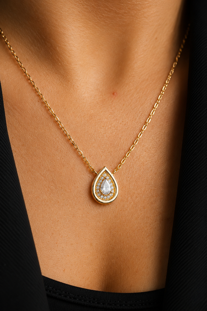 Victoria Pear Moissanite Necklace | 18k Gold Vermeil