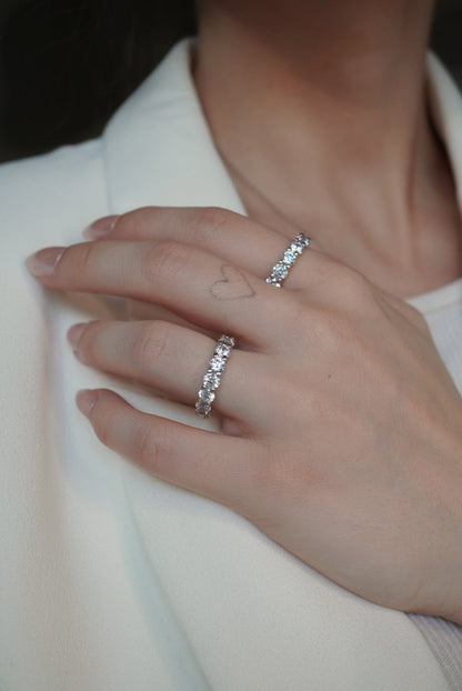 Anne 4mm Pavé Ring