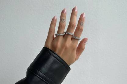 Hand wearing moissanite