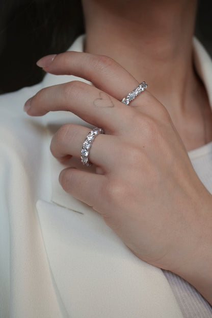 Anne 4mm Pavé Ring
