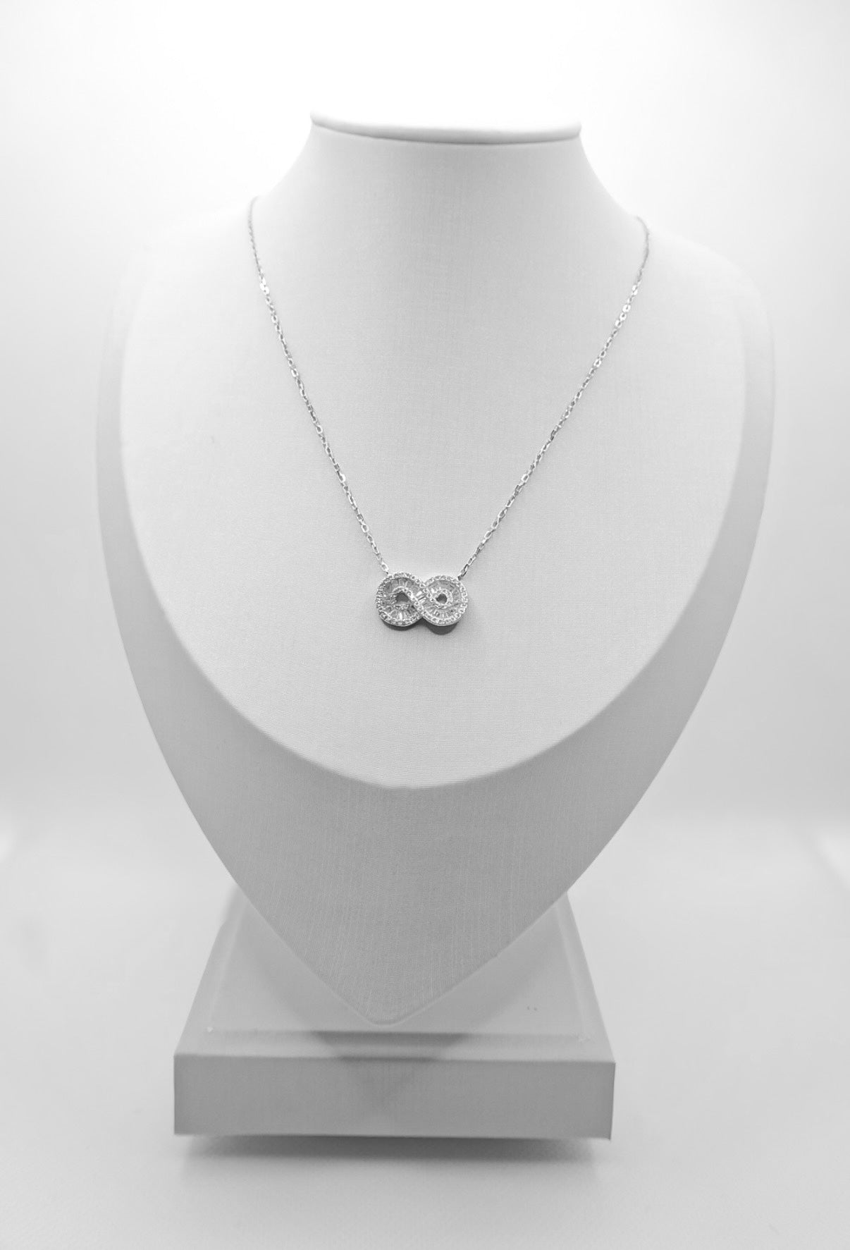 Windsor Devotion Necklace