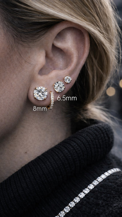 Sovereign Moissanite Stud Earring 6.5mm — 18k Gold